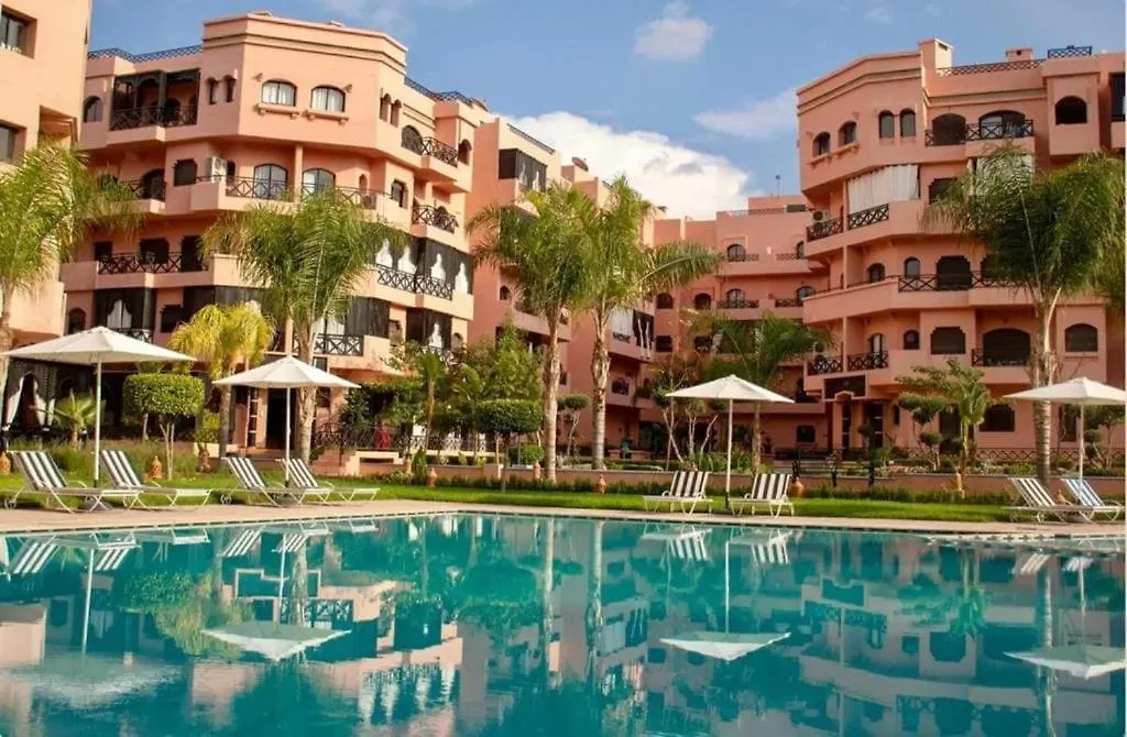 Elegant And Quiet With Pool View Apartment Marrakesh Morocco